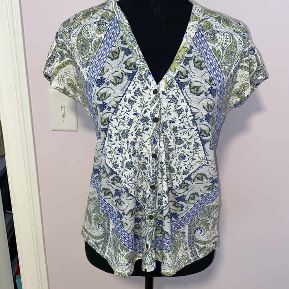 Lucky Brand V-Neck Floral Button Up Top